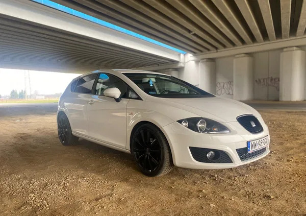 seat leon warszawa Seat Leon cena 20500 przebieg: 303000, rok produkcji 2010 z Warszawa